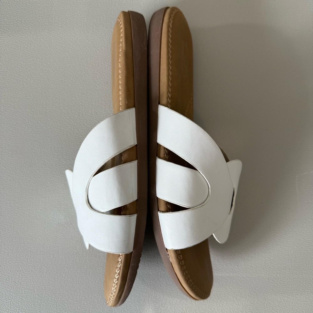 CLIFFS BY WHITE MOUNTAIN Fortunate Arch Support Slide Sandals White Size 10 - Picture 6 of 7